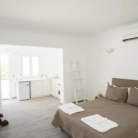 Eleni's Village Apartamento *